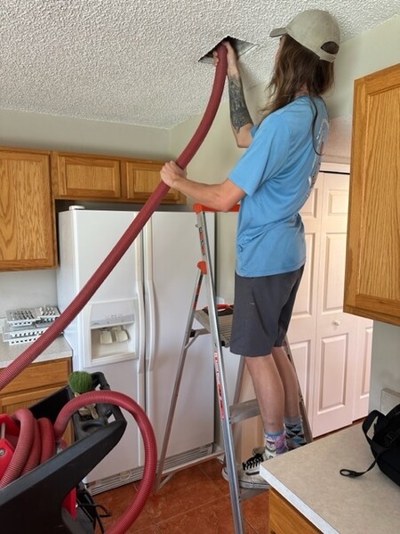 Air Duct Cleaning in Jacksonville, FL (3)